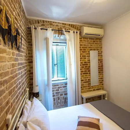 Luna No3 Apartment